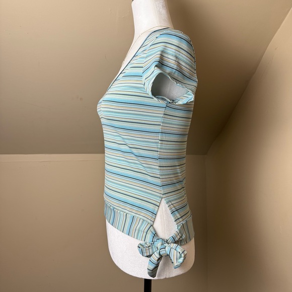 Striped V-Neck Vintage Women’s Top - Blue and‎ Green - Picture 2 of 8